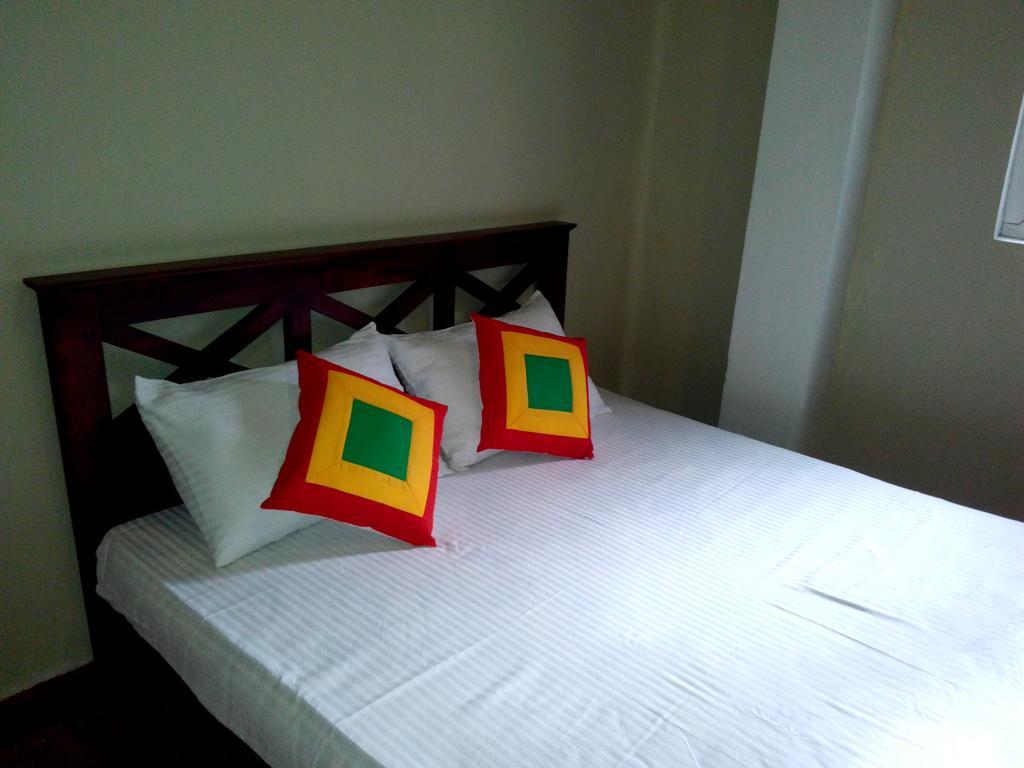 Osheen Family Guest House Polonnaruwa Exterior photo